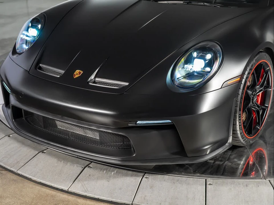 2022 Porsche 992 GT3 - Image 11 of 31