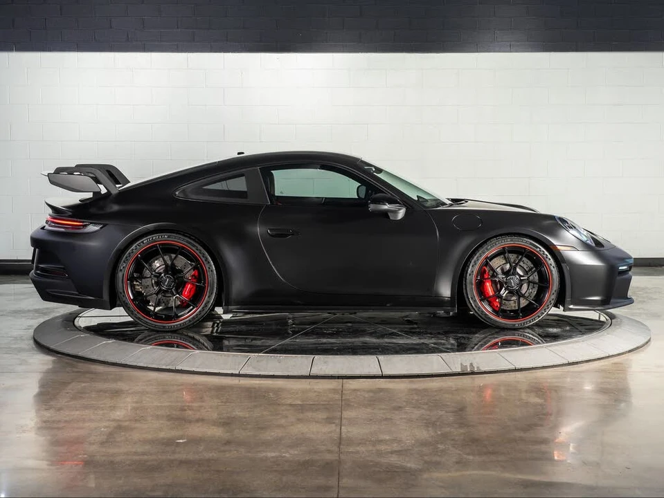 2022 Porsche 992 GT3 - Image 8 of 31