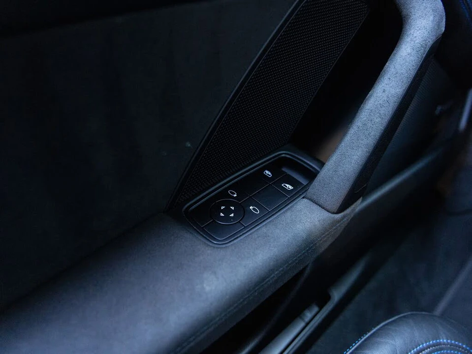 2022 Porsche 992 GT3 - Image 22 of 31