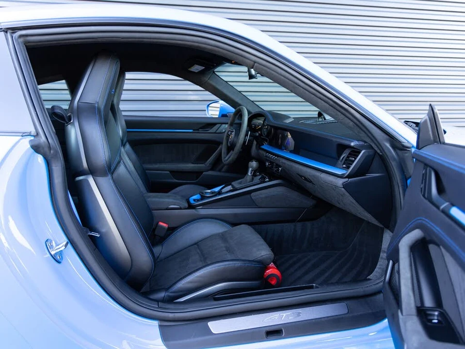 2022 Porsche 992 GT3 - Image 28 of 31