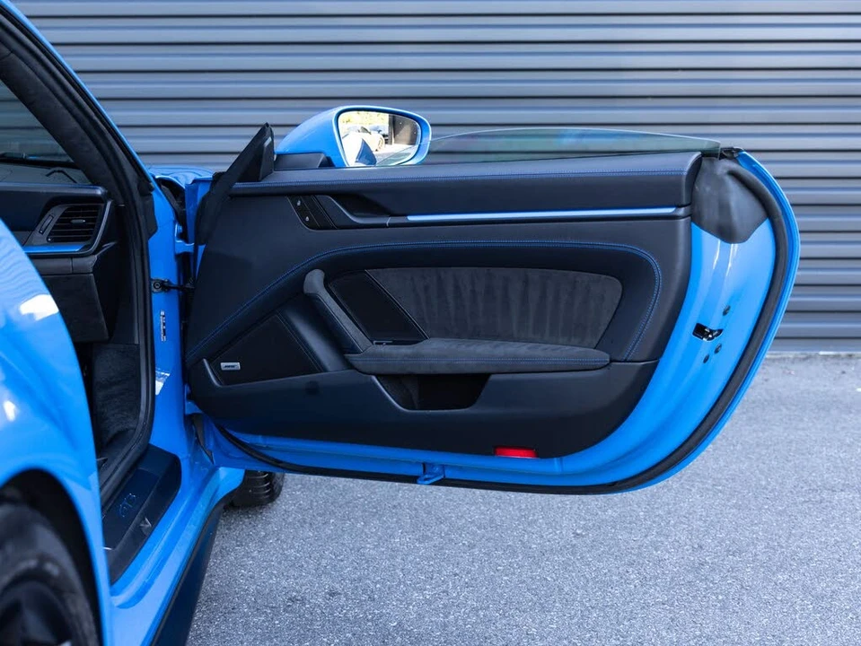 2022 Porsche 992 GT3 - Image 27 of 31