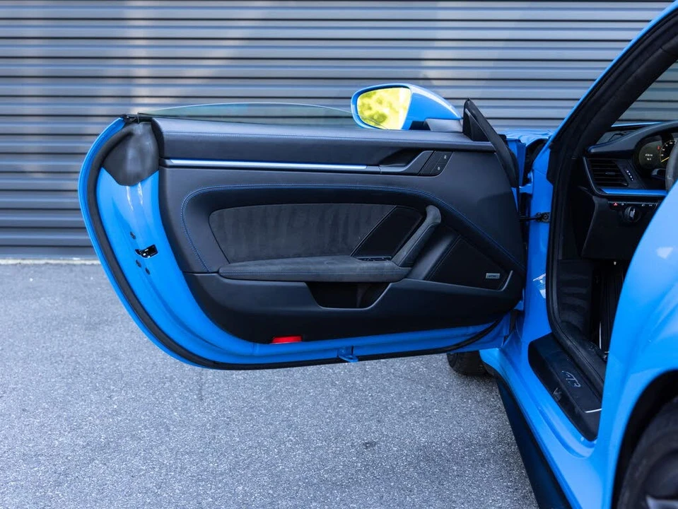 2022 Porsche 992 GT3 - Image 21 of 31