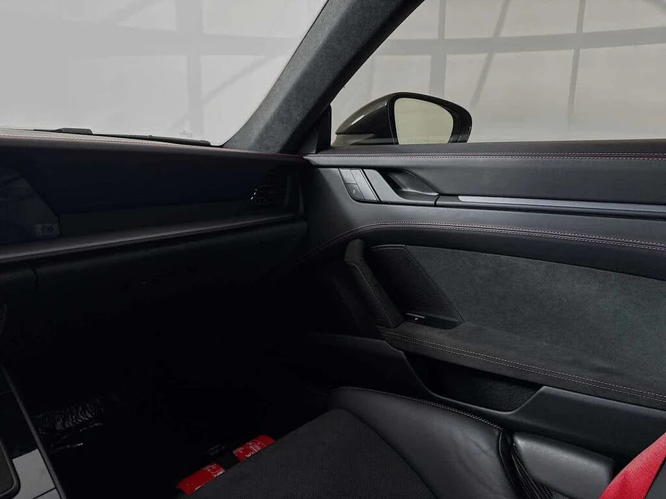 2022 Porsche 992 GT3 - Image 19 of 31