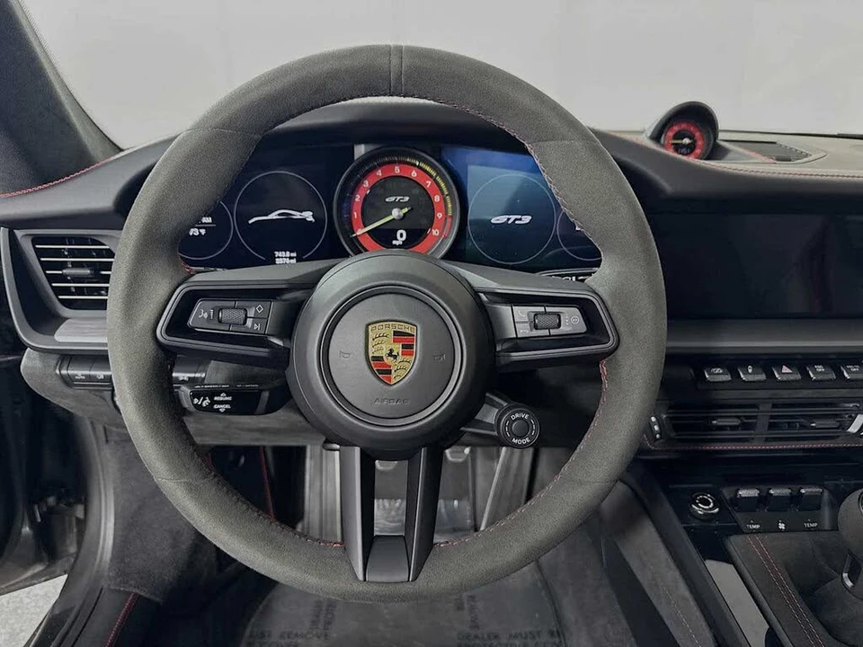2022 Porsche 992 GT3 - Image 12 of 31