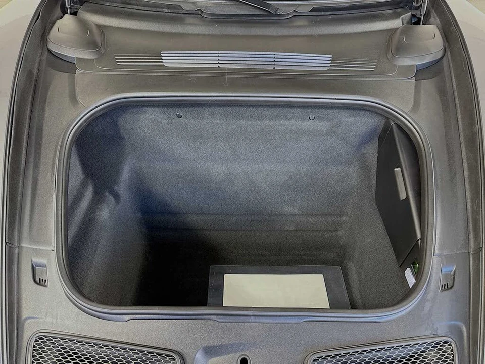 2022 Porsche 992 GT3 - Image 23 of 31