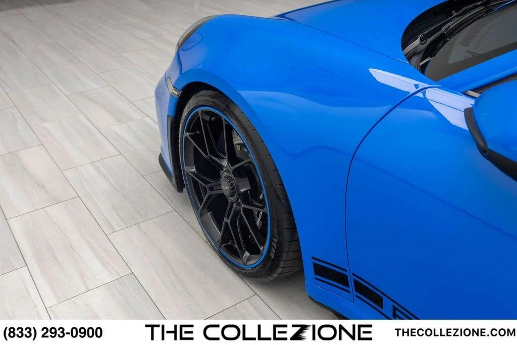 2022 Porsche 992 GT3 - Image 18 of 31