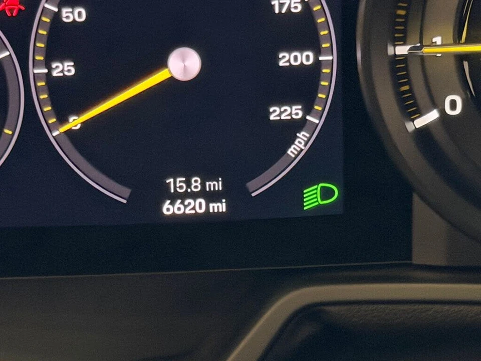 2022 Porsche 992 GT3 - Image 20 of 25