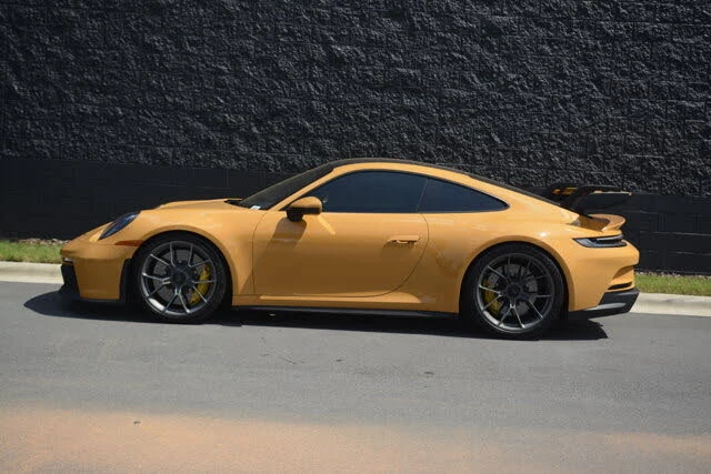 2022 Porsche 992 GT3 - Image 2 of 31