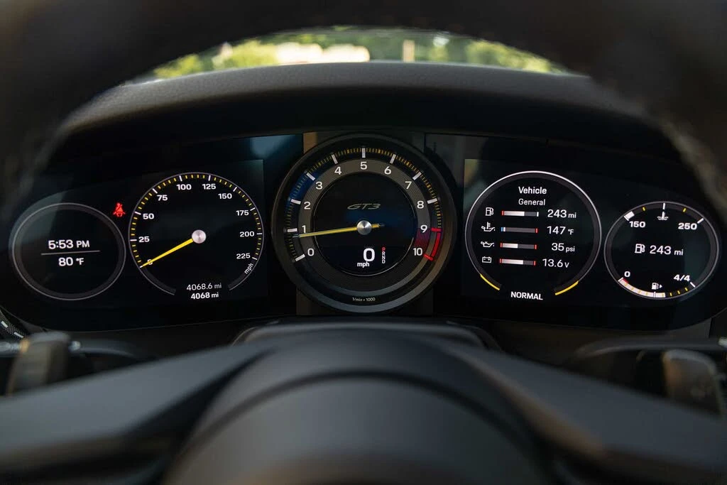 2022 Porsche 992 GT3 - Image 10 of 31