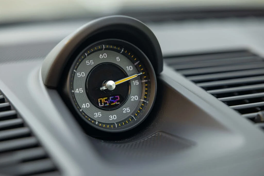 2022 Porsche 992 GT3 - Image 18 of 31