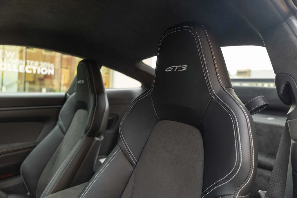 2022 Porsche 992 GT3 - Image 15 of 31