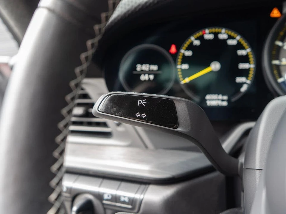 2022 Porsche 992 GT3 - Image 20 of 31