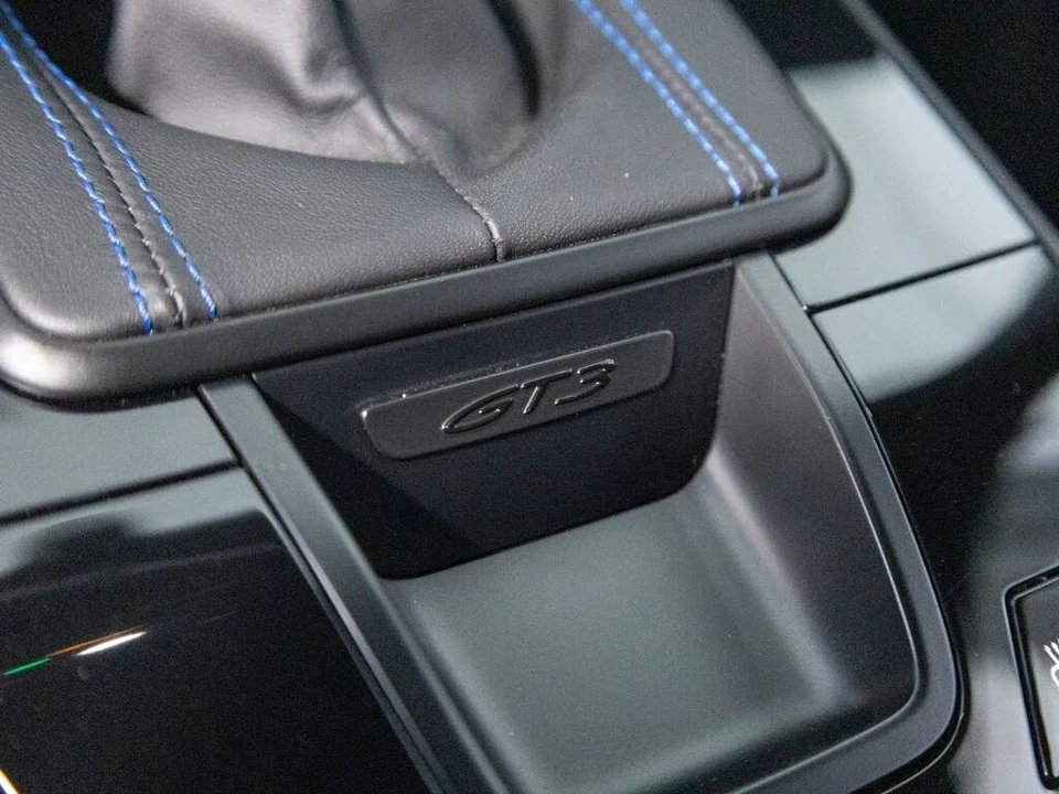 2022 Porsche 992 GT3 - Image 23 of 31