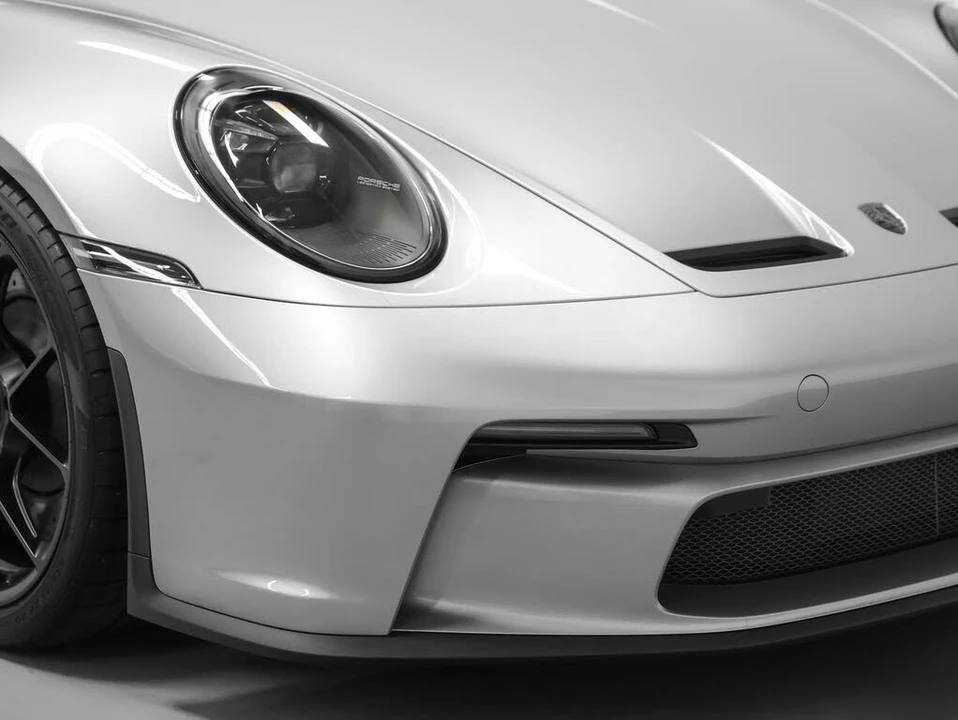 2022 Porsche 992 GT3 - Image 17 of 31