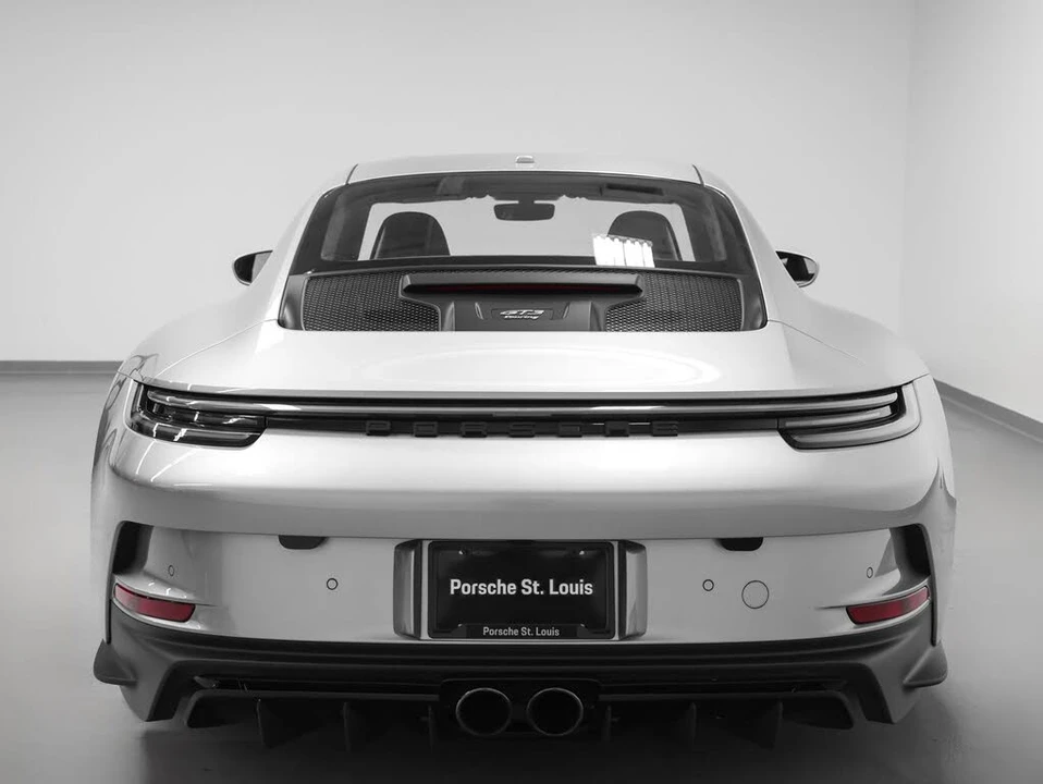 2022 Porsche 992 GT3 - Image 11 of 31