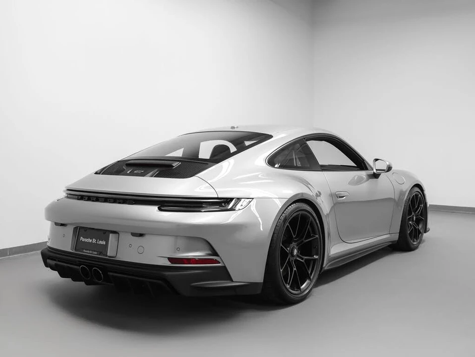 2022 Porsche 992 GT3 - Image 12 of 31
