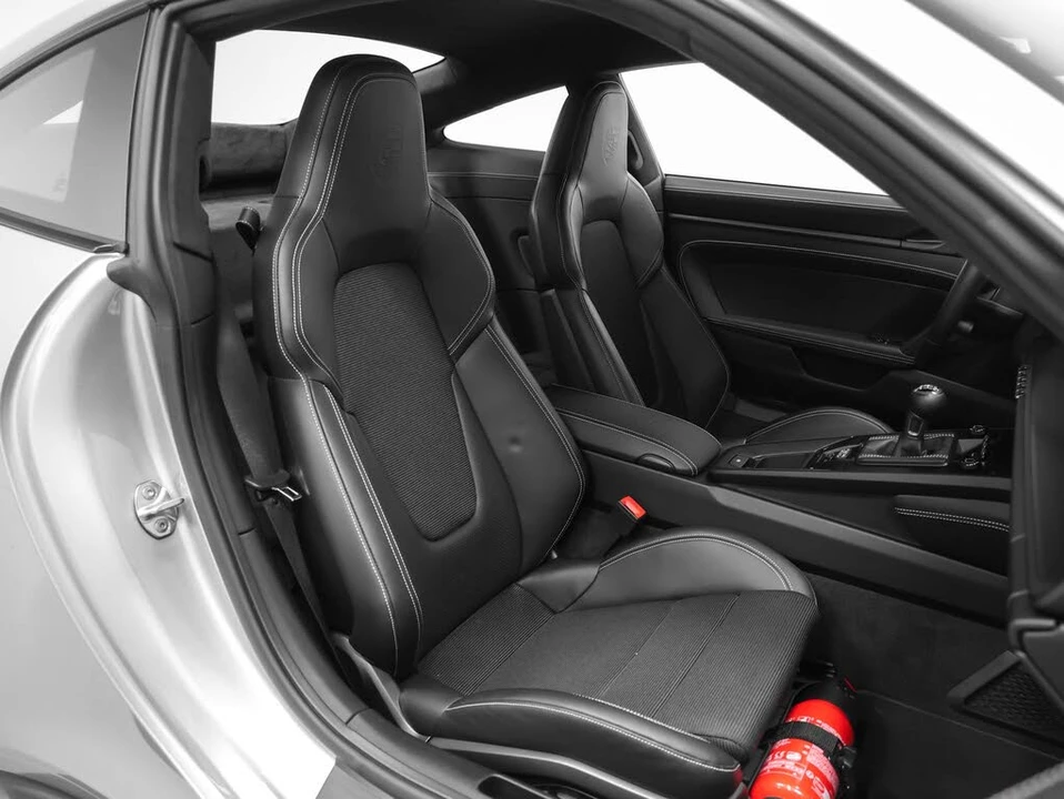 2022 Porsche 992 GT3 - Image 30 of 31