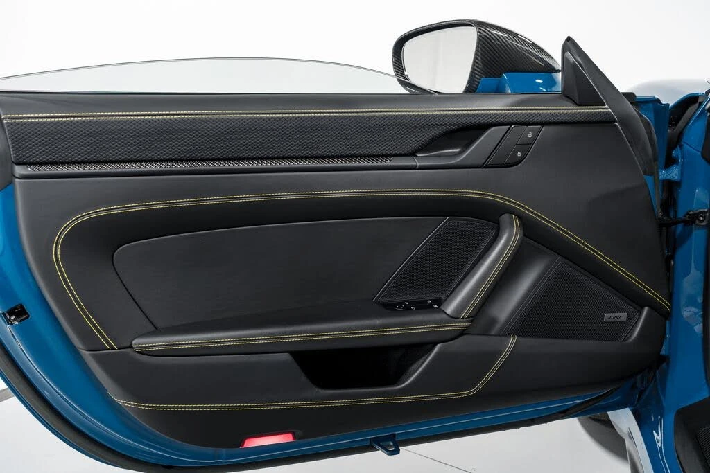 2022 Porsche 992 GT3 - Image 8 of 31