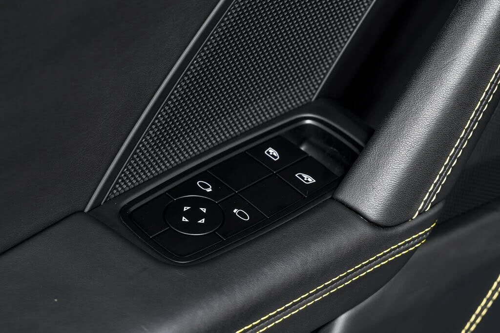 2022 Porsche 992 GT3 - Image 9 of 31