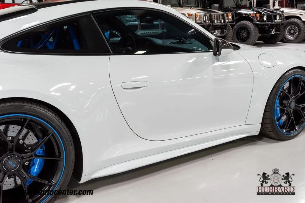 2022 Porsche 992 GT3 - Image 25 of 31