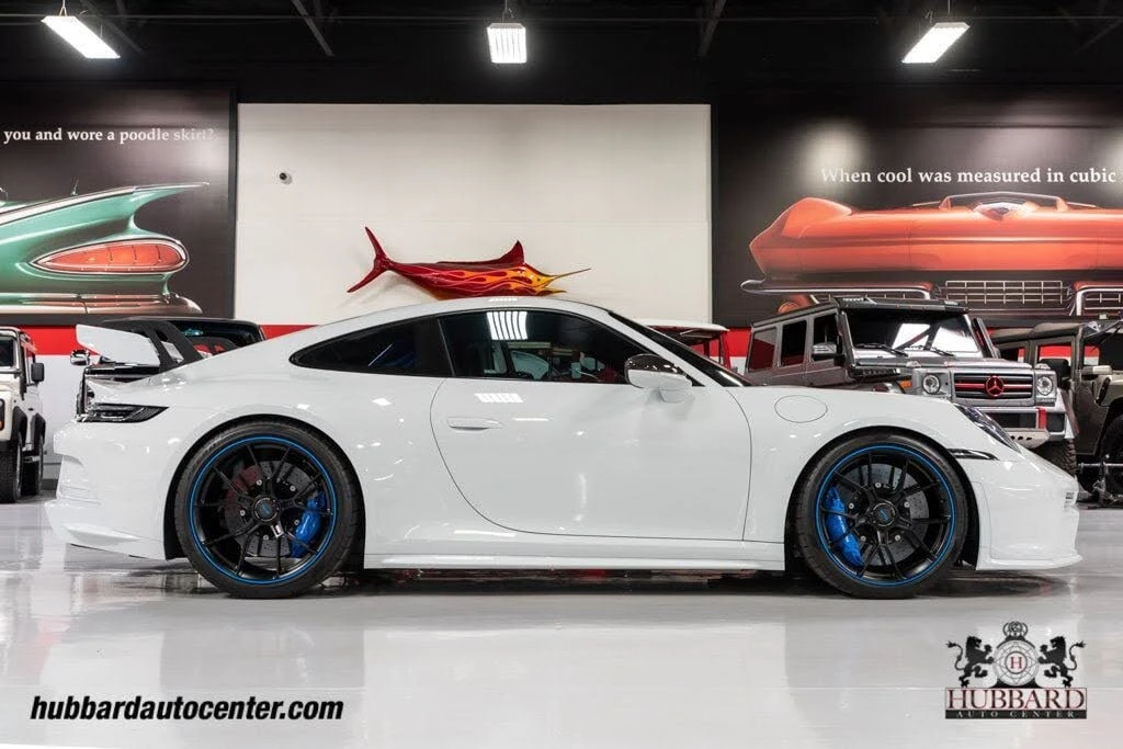 2022 Porsche 992 GT3 - Image 9 of 31