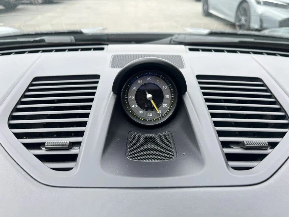 2022 Porsche 992 GT3 - Image 22 of 31