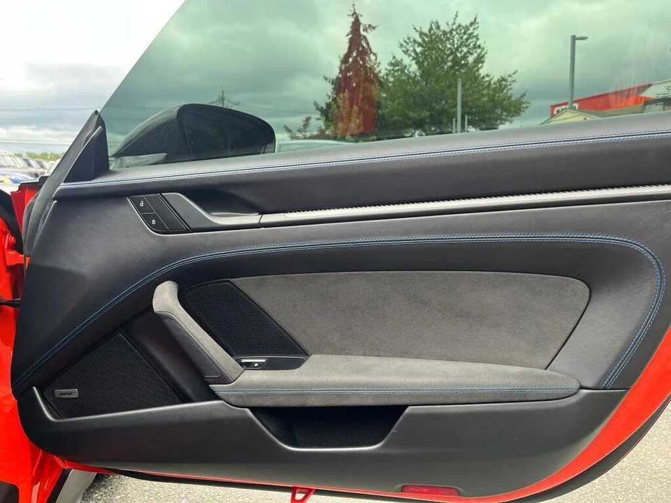 2022 Porsche 992 GT3 - Image 19 of 31