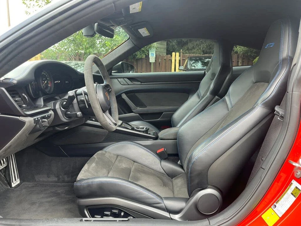 2022 Porsche 992 GT3 - Image 13 of 31
