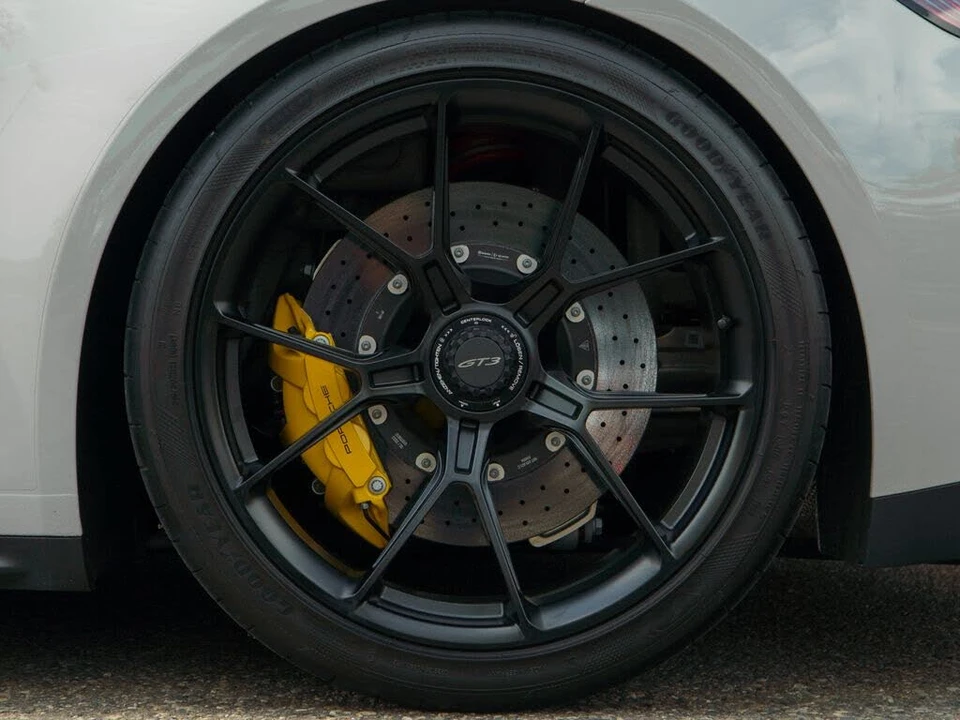 2022 Porsche 992 GT3 - Image 13 of 29