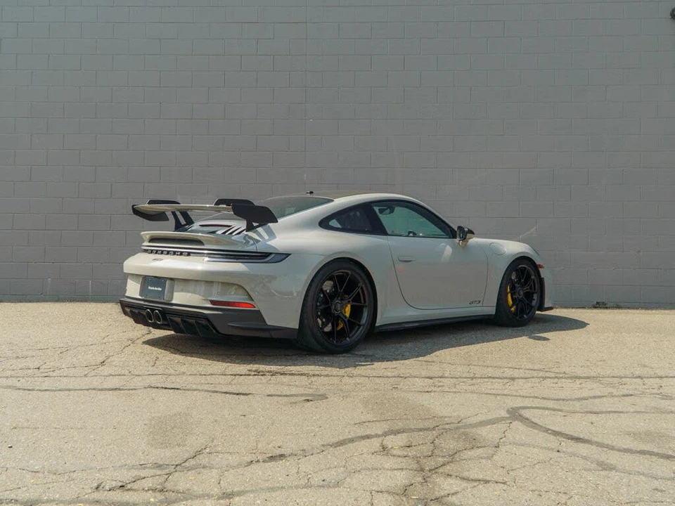 2022 Porsche 992 GT3 - Image 7 of 29