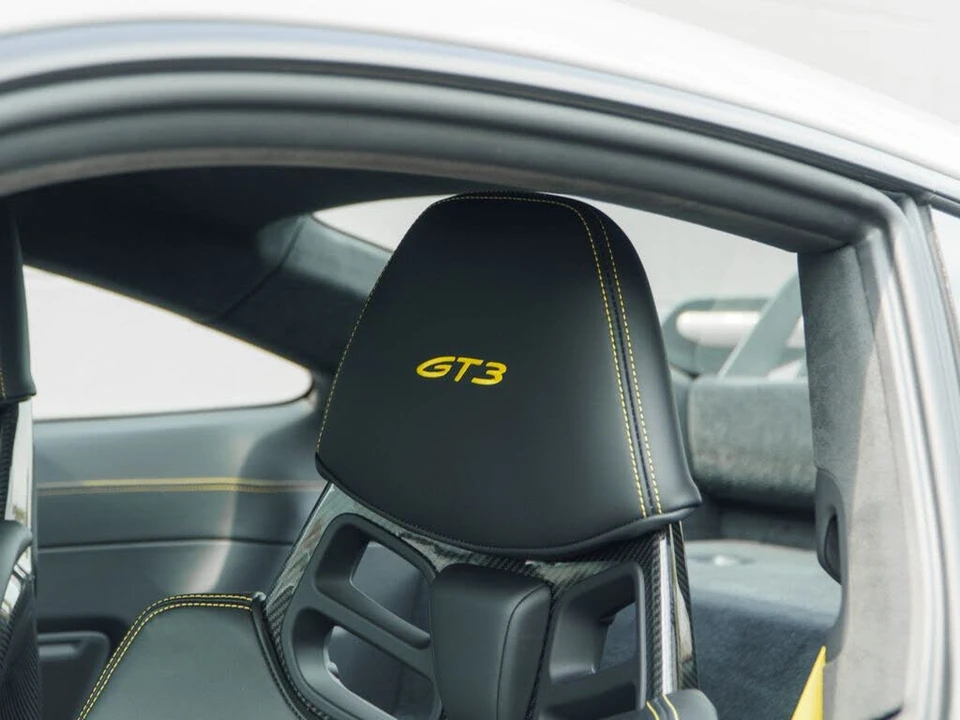 2022 Porsche 992 GT3 - Image 19 of 29