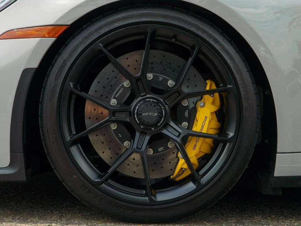 2022 Porsche 992 GT3 - Image 12 of 29
