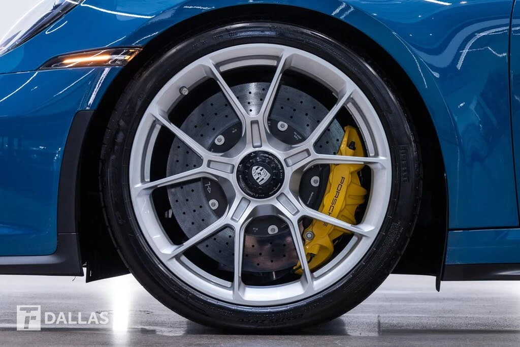 2022 Porsche 992 GT3 - Image 7 of 31