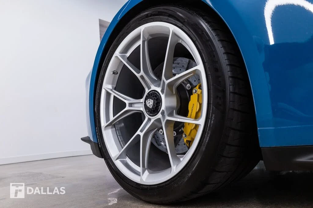 2022 Porsche 992 GT3 - Image 18 of 31