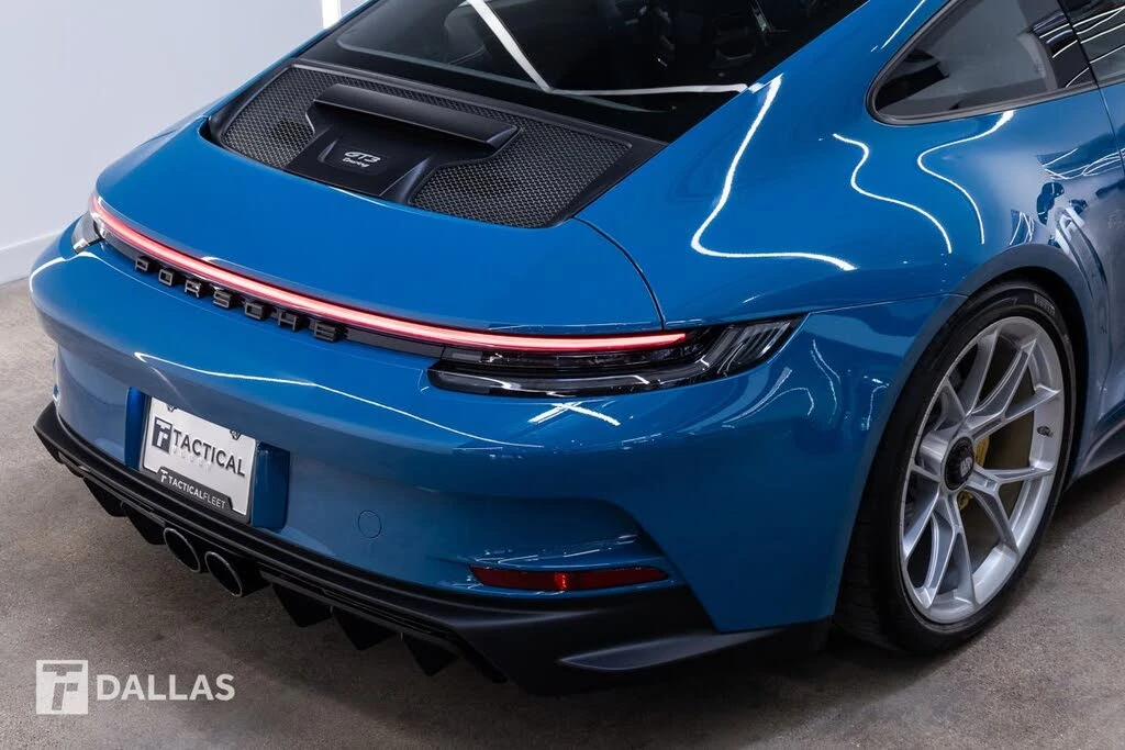 2022 Porsche 992 GT3 - Image 17 of 31