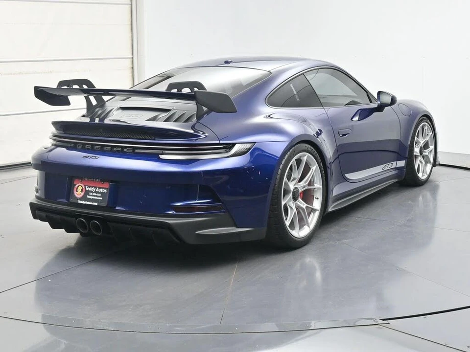 2022 Porsche 992 GT3 - Image 26 of 31