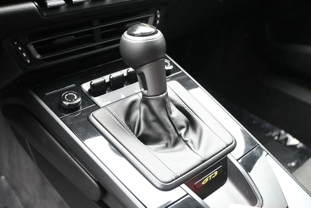 2022 Porsche 992 GT3 - Image 5 of 31