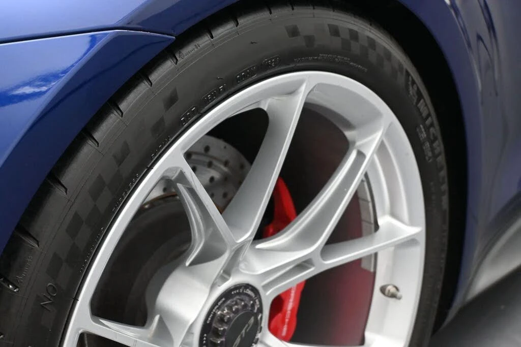 2022 Porsche 992 GT3 - Image 13 of 31