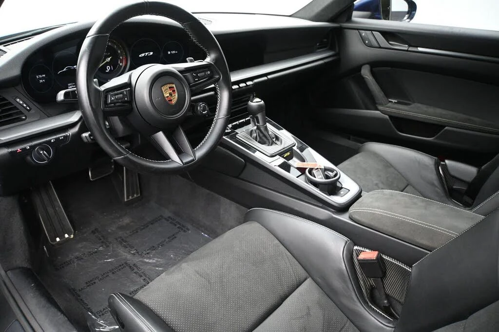 2022 Porsche 992 GT3 - Image 2 of 31