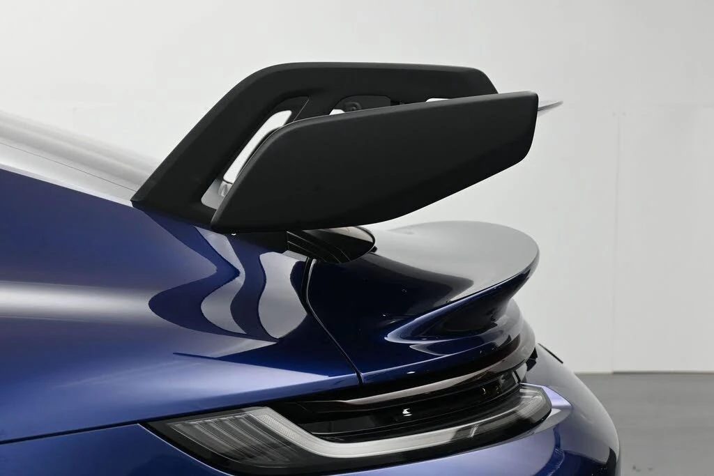 2022 Porsche 992 GT3 - Image 11 of 31