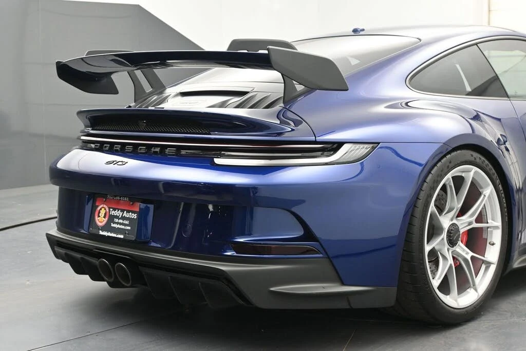 2022 Porsche 992 GT3 - Image 12 of 31