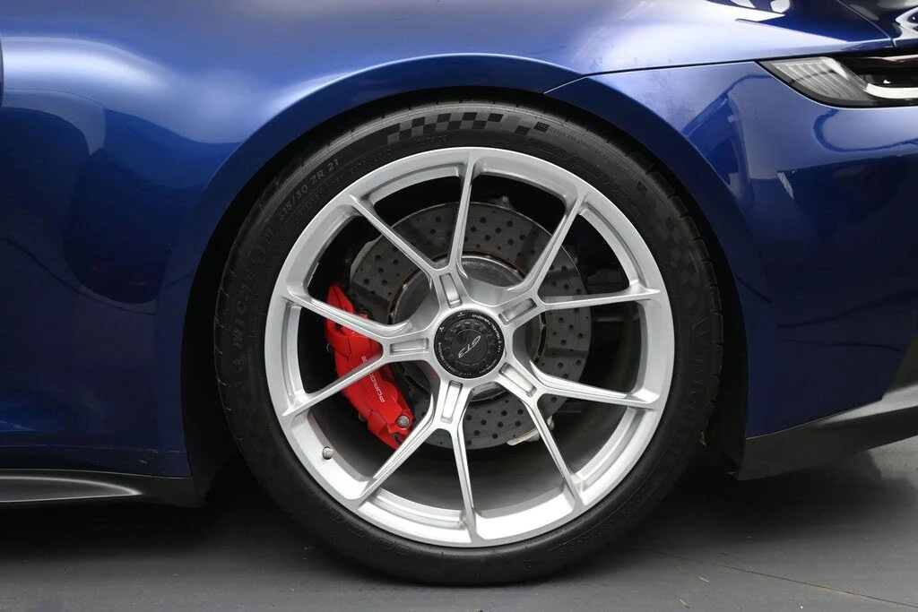 2022 Porsche 992 GT3 - Image 10 of 31