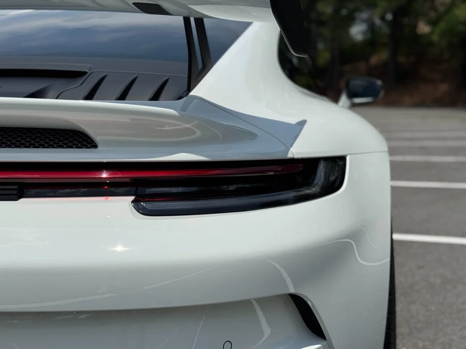2022 Porsche 992 GT3 - Image 25 of 31