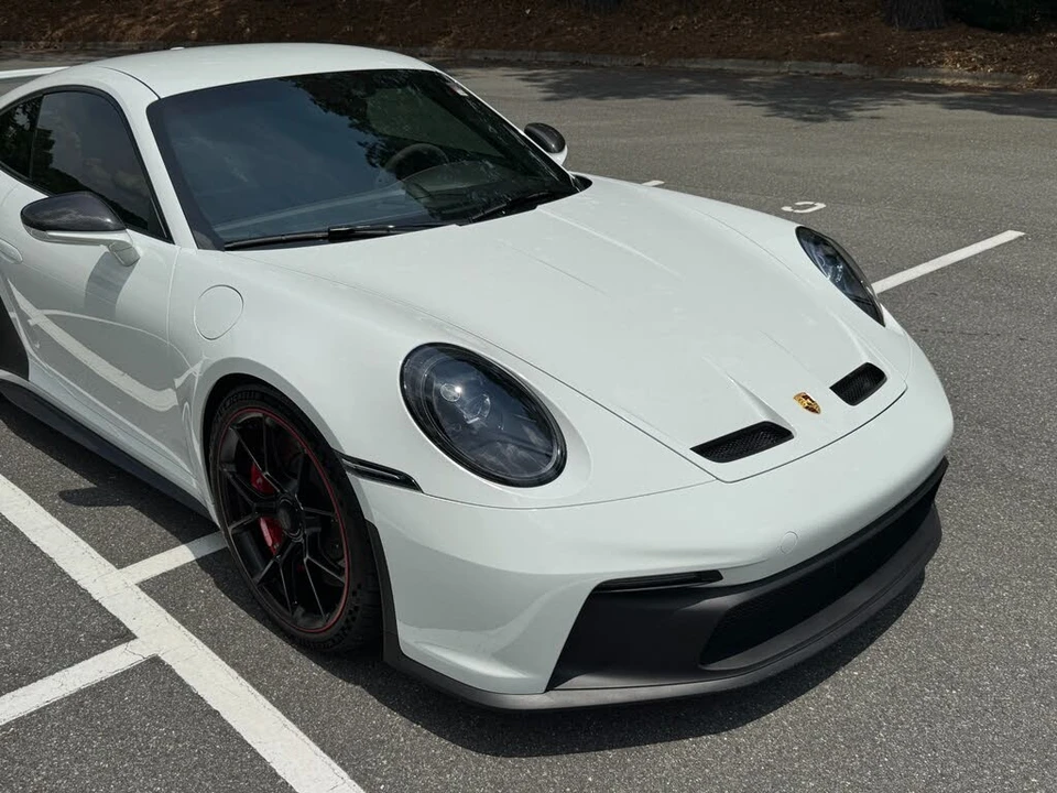 2022 Porsche 992 GT3 - Image 17 of 31