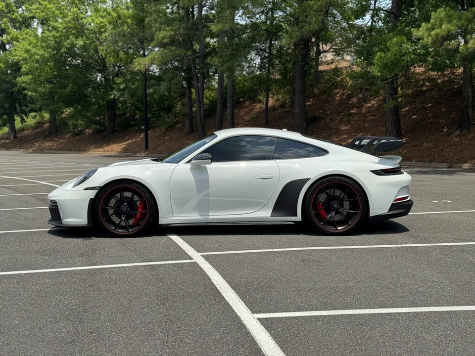 2022 Porsche 992 GT3 - Image 6 of 31