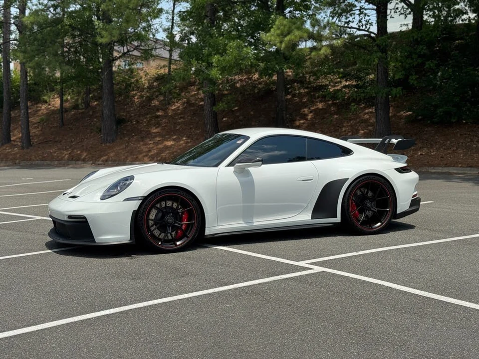 2022 Porsche 992 GT3 - Image 5 of 31