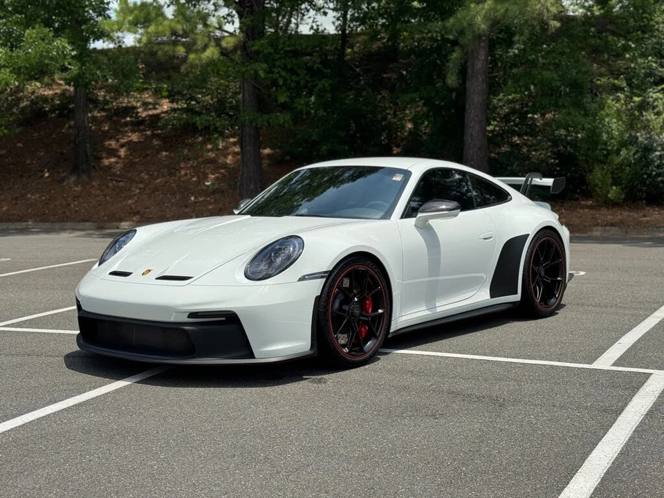 2022 Porsche 992 GT3 - Image 4 of 31