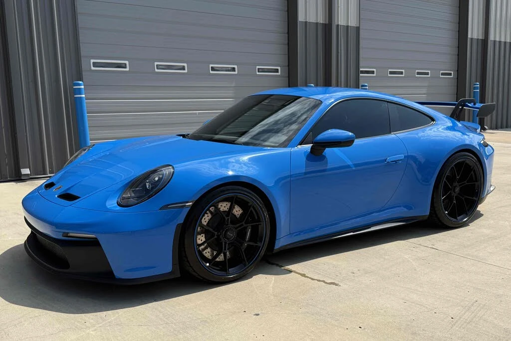 2022 Porsche 992 GT3 - Image 14 of 31
