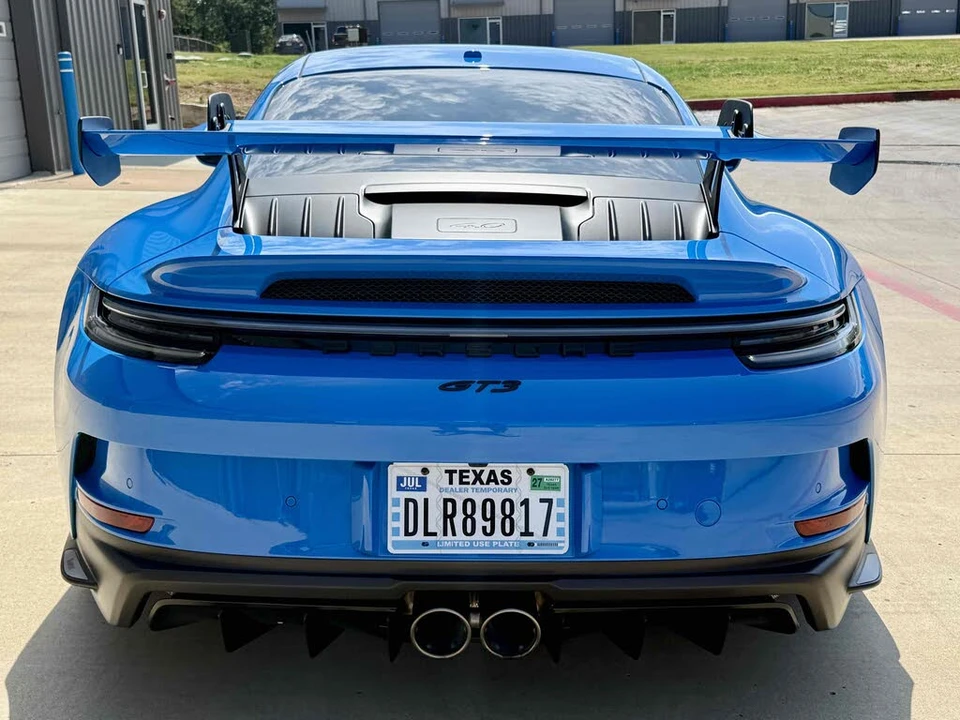2022 Porsche 992 GT3 - Image 2 of 31
