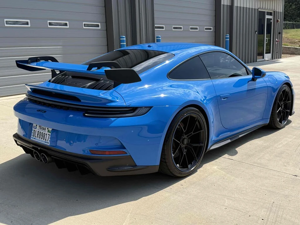 2022 Porsche 992 GT3 - Image 22 of 31